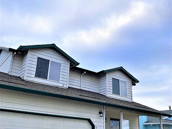 9324 SE Clay St
Portland, OR 97215
