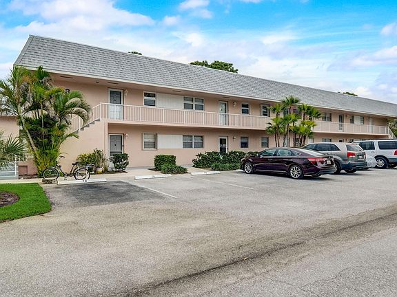 2nd image of 18081 SE Country Club Drive #72