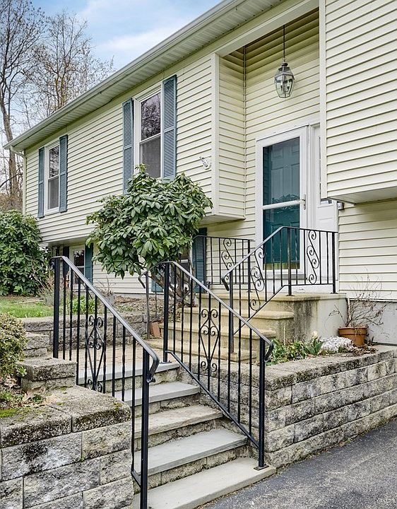 90 Lanesboro Rd, Worcester, MA 01606 Zillow