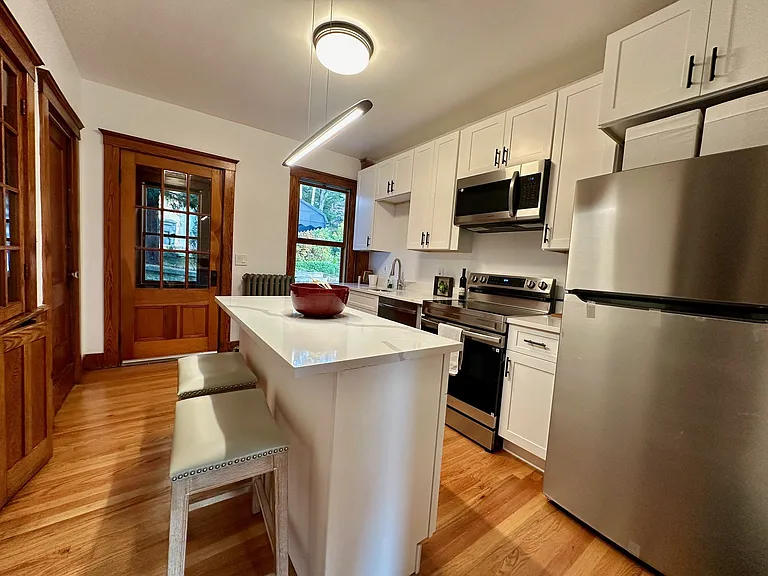 8 Lee Hill Rd #1 — Photo 5