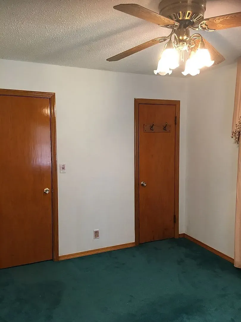 2 bed, 1023 sqft, $1,495 — Photo 3