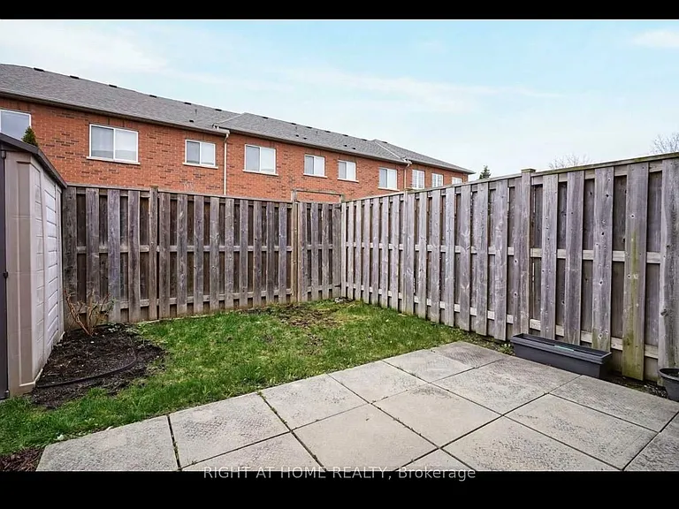 6399 Spinnaker Cir #121 — Photo 13