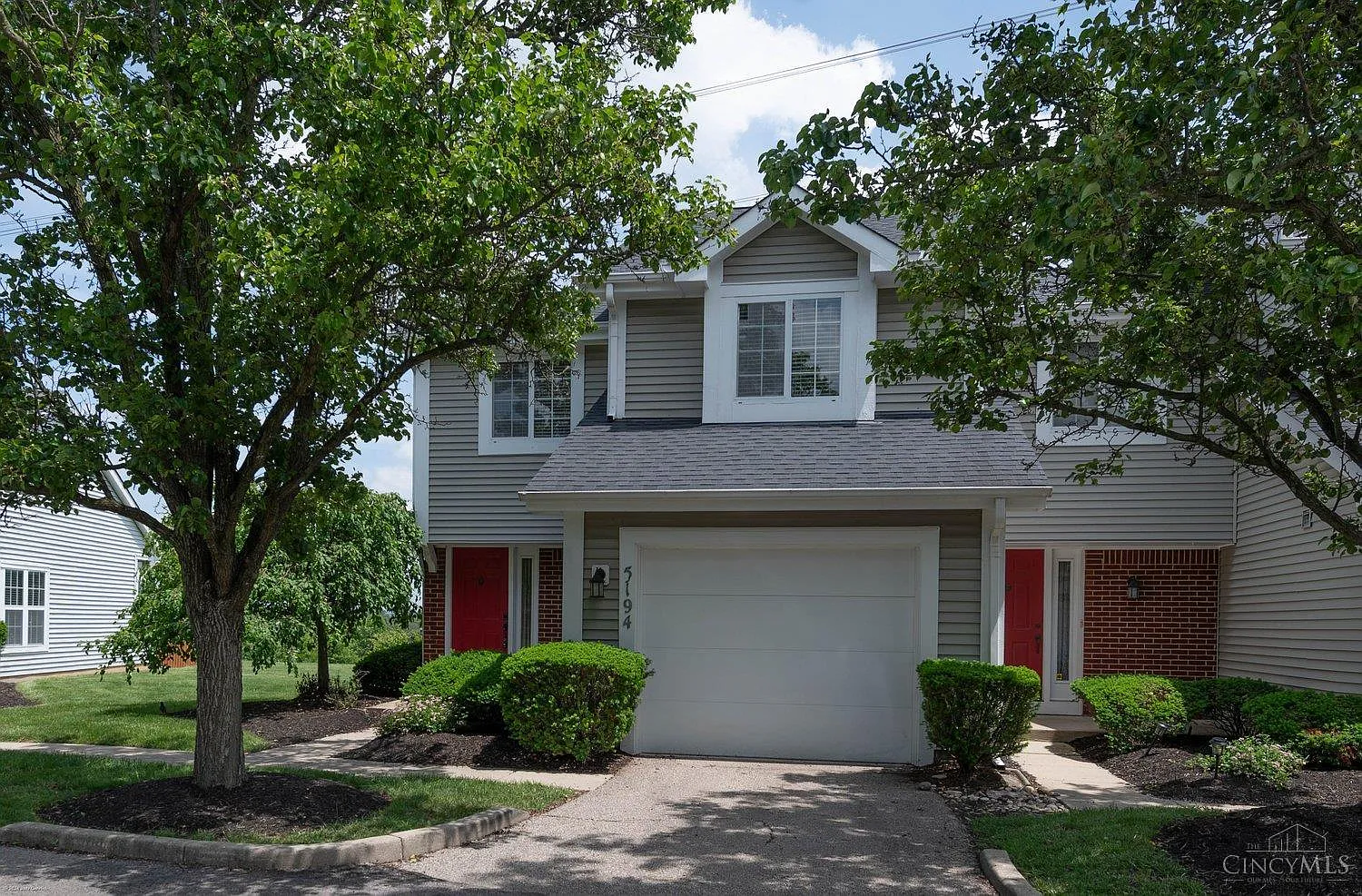 2 bed, 2.5 bath, 1228 sqft, $1,950 — Photo 1