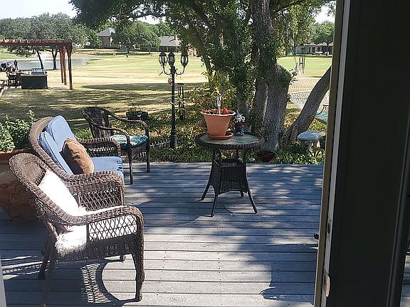 PATIO OVERLOOKS COURSE #17 