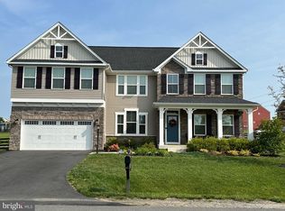 7801 Hermitage Dr, Fredericksburg, VA 22407