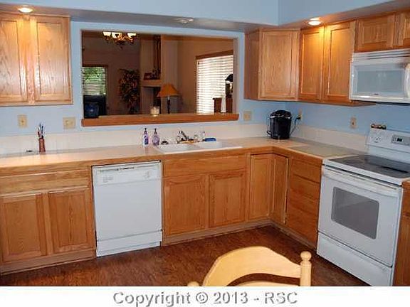 4th image of 7955 Interlaken Dr
