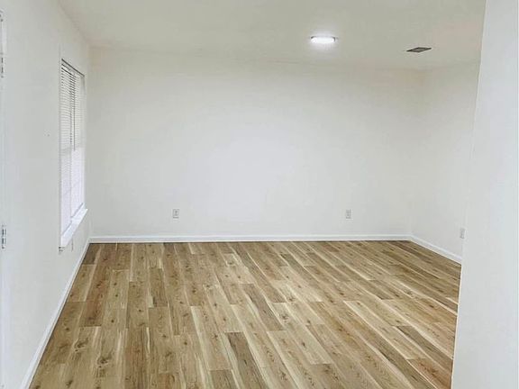 5th image of 412 N 4th St #5