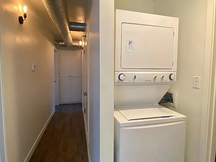 1114 E Adams St #2-4 — Photo 19