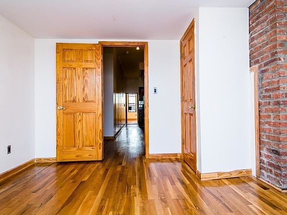 5th image of 269 Melrose St #2A