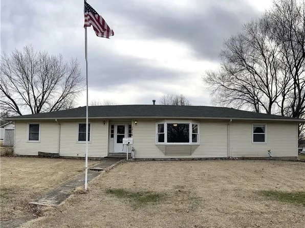 1716 E Wall St, Fort Scott, KS 66701