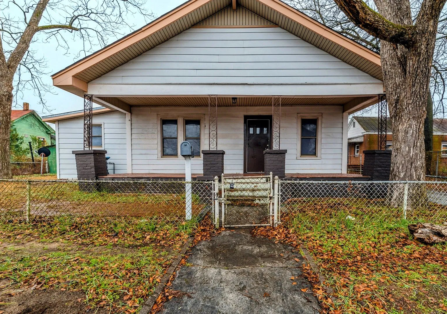 Cute 3 Bed/2 Bath Single-Family House for Lease Near Upper Broad Street — Photo 2