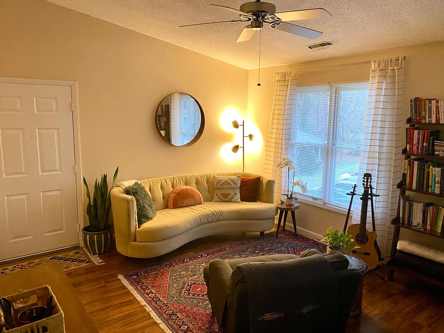 2 bed, 860 sqft, $1,495 — Photo 1