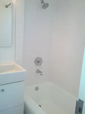 Rented by Stonehenge NYC LLC | media 9