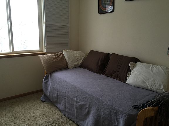 3rd BR up with trundle bed