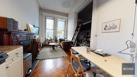 Rented by Bond New York