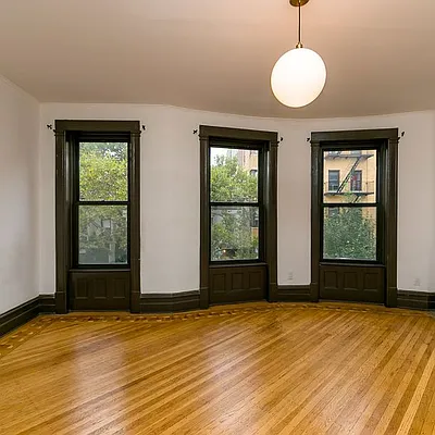 Rented by Nooklyn NYC LLC | media 15