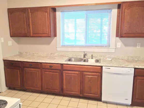 3912 53rd St, Des Moines, IA 50310