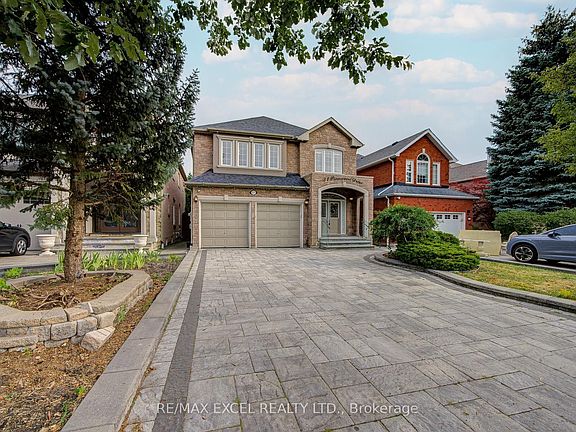 3rd image of 31 Pinewood Dr