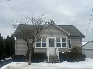 287 Madison Ave, New Milford, NJ 07646