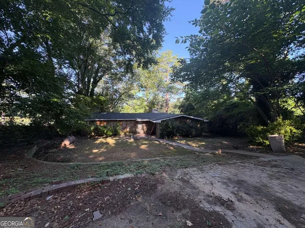 2322 E Lake Dr, Atlanta, GA 30012