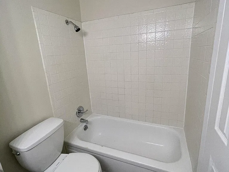 2821 Beachcomber Dr #B — Photo 9