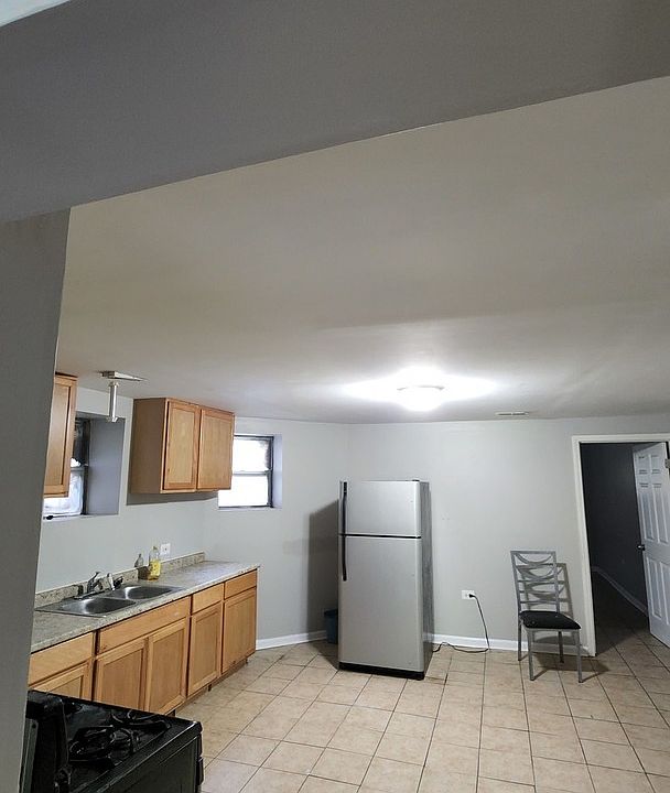 1st image of 516 W Englewood Ave Unit G