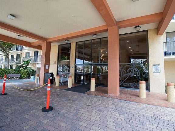 3rd image of 290 174th St APT 1412