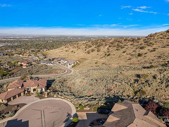 5th image of 3262 E Birdsong Ct