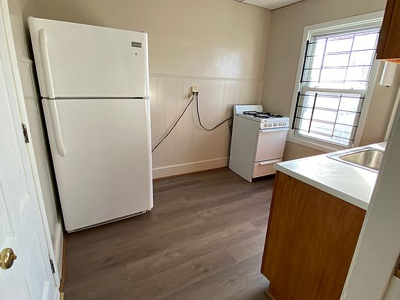 2nd image of 52 Highland Ave #3