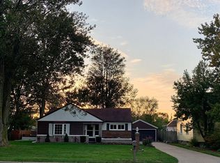 720 Lake Breeze Rd, Sheffield Lake, OH 44054