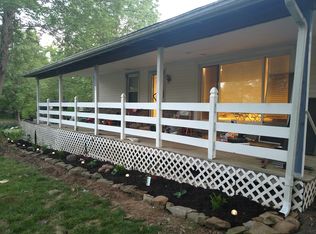 9041 W Georgetown Rd, Columbus, IN 47201