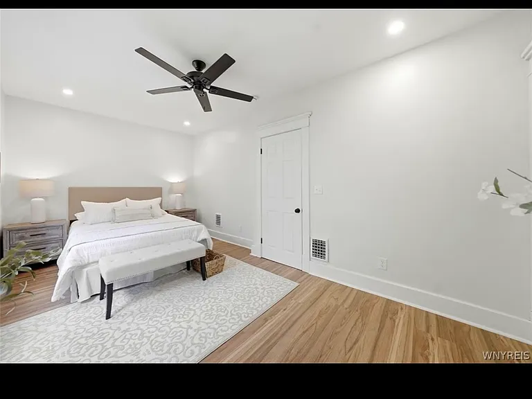 90 Armin Pl #1 — Photo 6