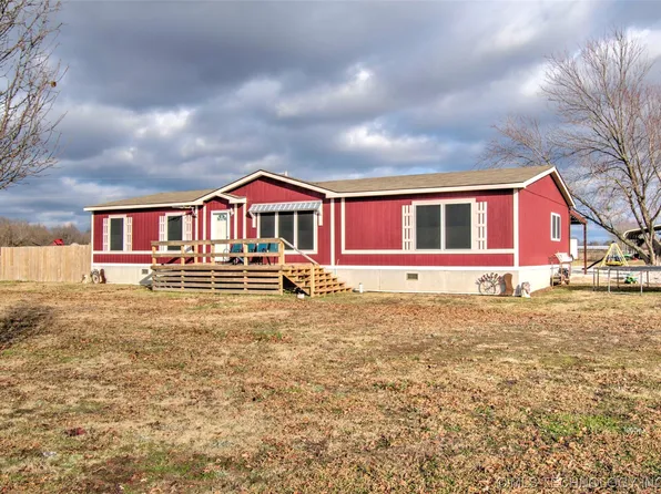 104937 S 4230th Rd, Checotah, OK 74426