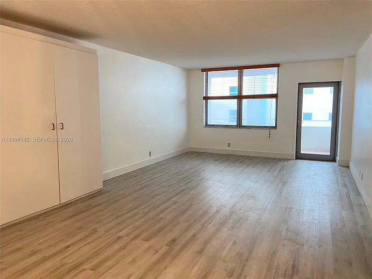 9225 Collins Ave #706 — Photo 8