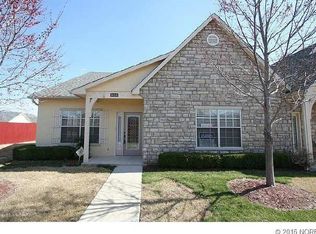 8306 E 74th Ct, Tulsa, OK 74133