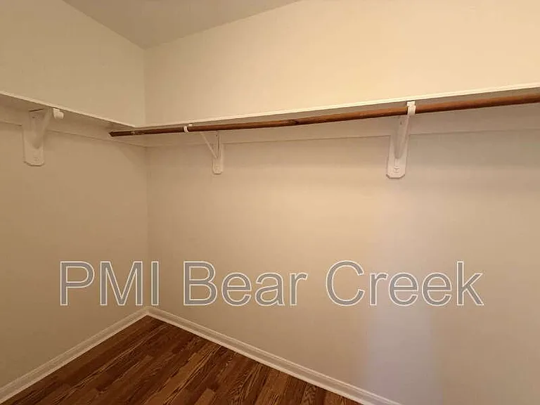 6407 Waldron Dr #B — Photo 16