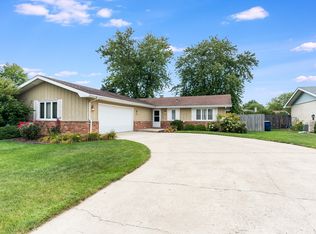 1909 Heatherway Ln, New Lenox, IL 60451