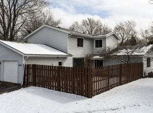 7886 Rimbley Rd, Woodbury, MN 55125