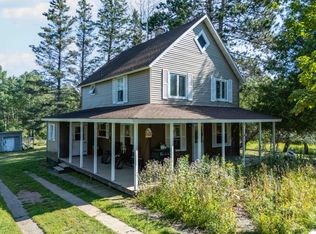 994 W Hiawatha Rd, Iron River, MI 49935