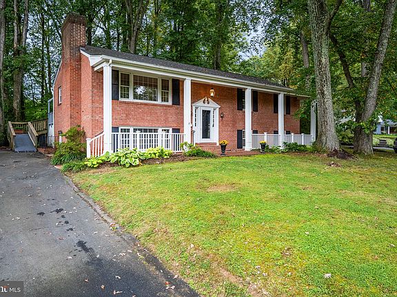 2nd image of 10715 Howerton Ave