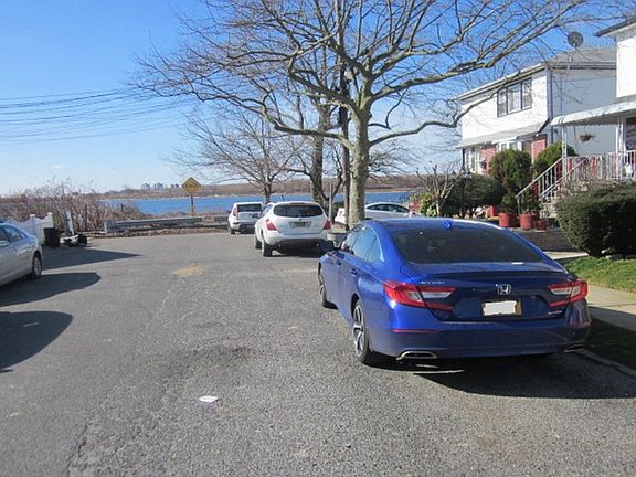 5th image of 1425 Point Breeze Pl
