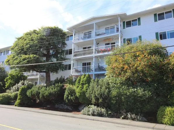 9942 Daniel St #301, North Cowichan, BC V0R 1K1