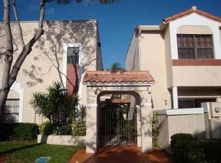 11656 NW 11th St, Hollywood, FL 33026