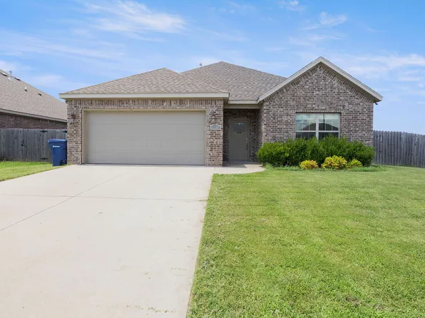 2250 N Inglewood St, Siloam Springs, AR 72761