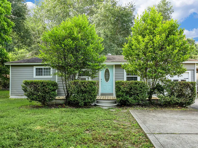 9193 Lucille Ln — Photo 3
