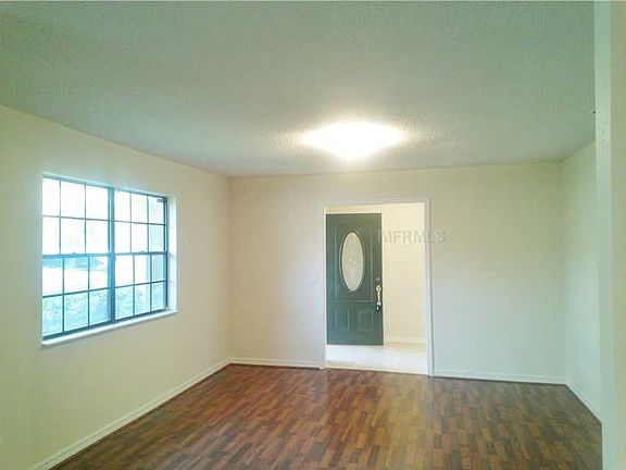 5th image of 7326 Burnway Dr