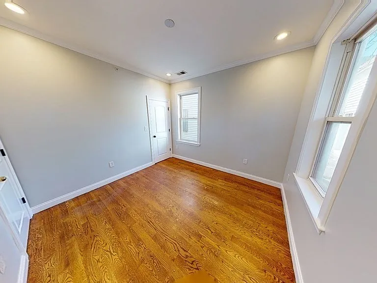 27 Chestnut Ave #1 — Photo 15