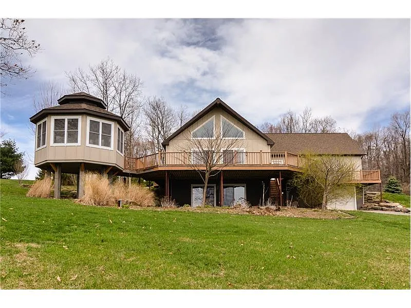 1472 Houk Rd photo 1