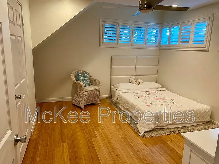 269 Palm Ave — Photo 17