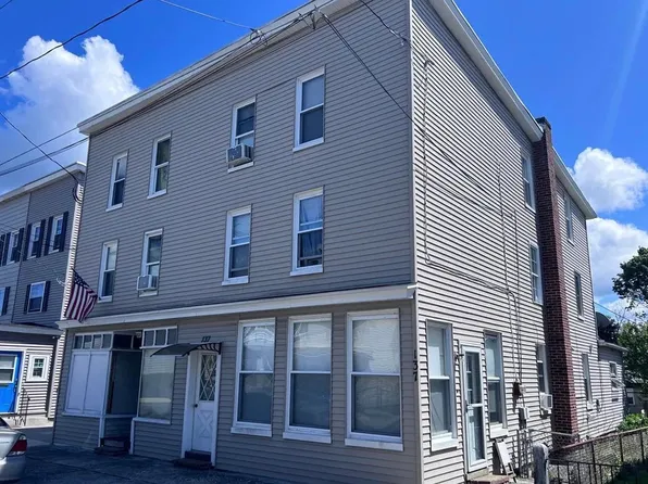 137 E White St APT 2, Summit Hill, PA 18250